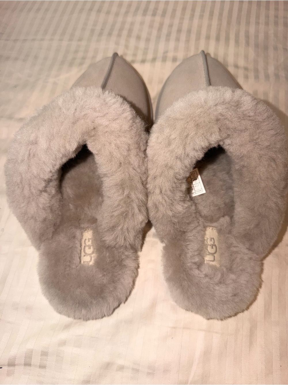 UGG Women's Plush Shearling Slip-On Slippers - Light Gray